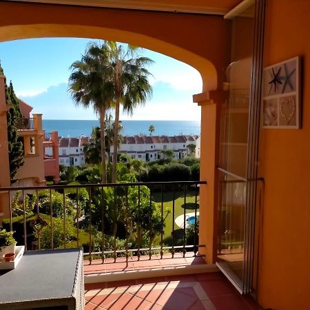 Appartement Met Zeezicht En Vlakbij Het Strand Manilva Eksteriør bilde
