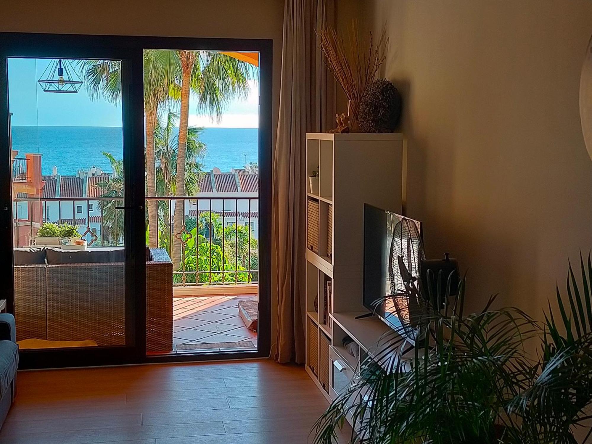 Appartement Met Zeezicht En Vlakbij Het Strand Manilva Eksteriør bilde