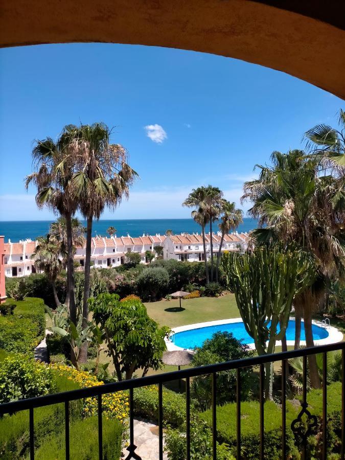 Appartement Met Zeezicht En Vlakbij Het Strand Manilva Eksteriør bilde