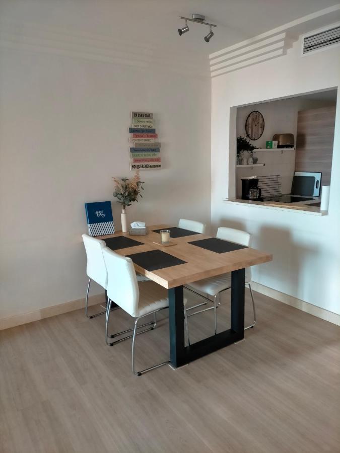 Appartement Met Zeezicht En Vlakbij Het Strand Manilva Eksteriør bilde