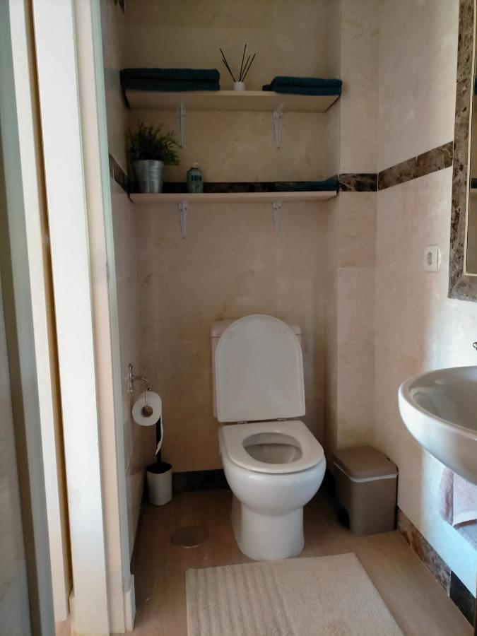 Appartement Met Zeezicht En Vlakbij Het Strand Manilva Eksteriør bilde