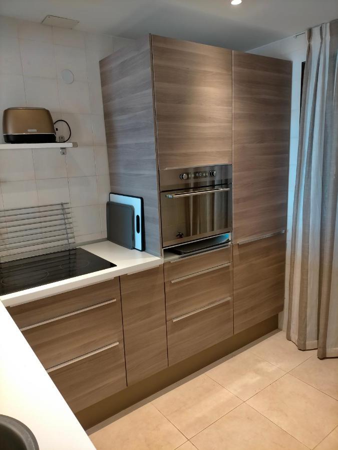 Appartement Met Zeezicht En Vlakbij Het Strand Manilva Eksteriør bilde