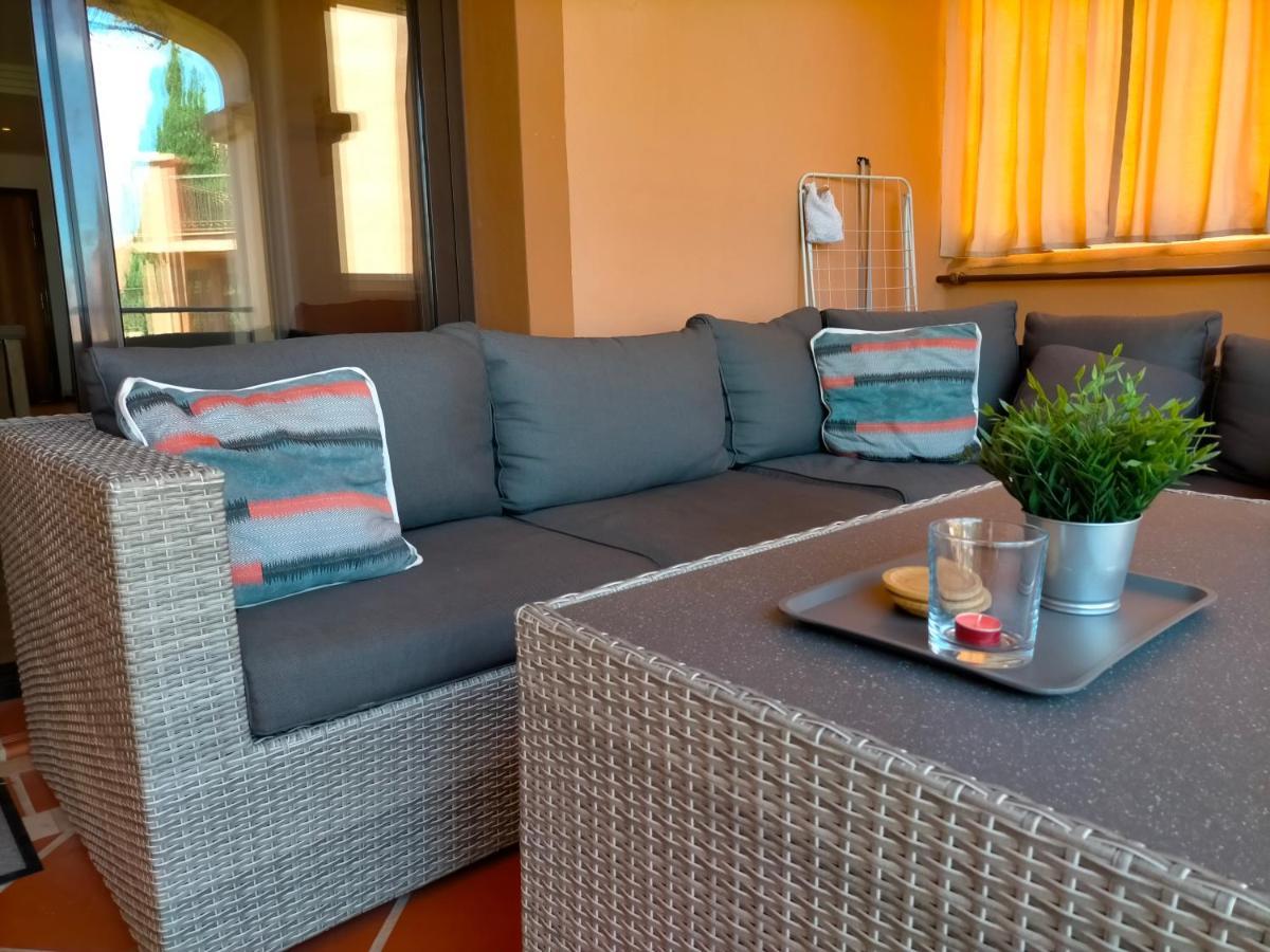 Appartement Met Zeezicht En Vlakbij Het Strand Manilva Eksteriør bilde